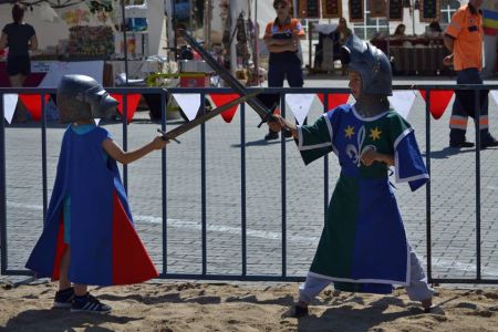 festivalul medieval curtea de arges