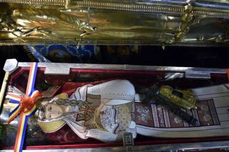 caliopie-calinic-sf-mucenita-filofteia-curtea-de-arges